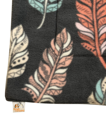 Image of 1x2 C&C Cage Liner | Feathers on Gray
